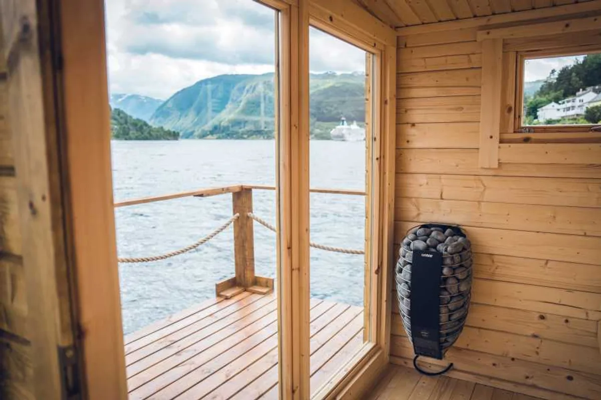 Hardangerfjord Sauna in Ulvik