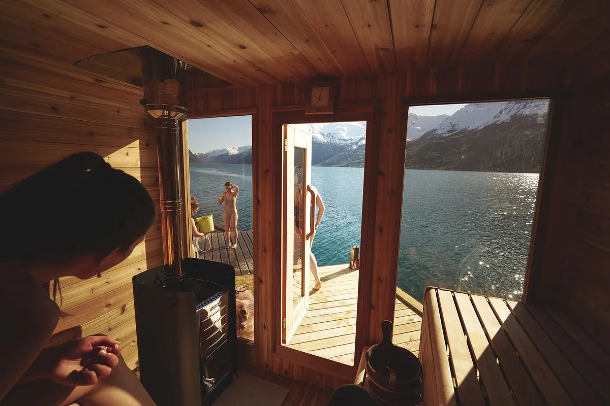 Heit Sørfjorden Sauna in Hovland